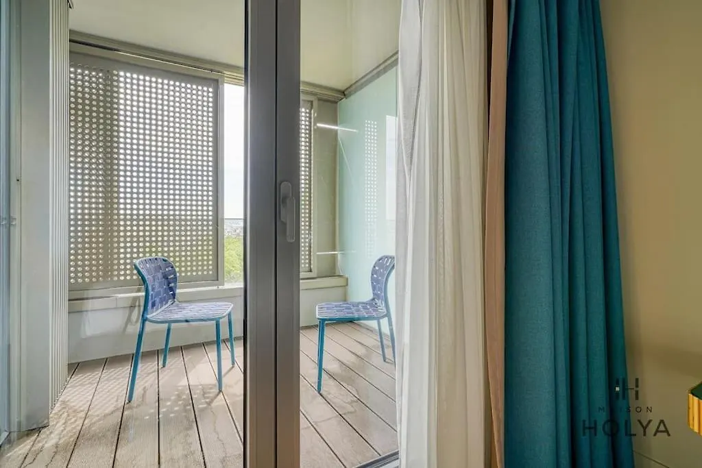 Le Lumineux - A Auteuil - 361b *